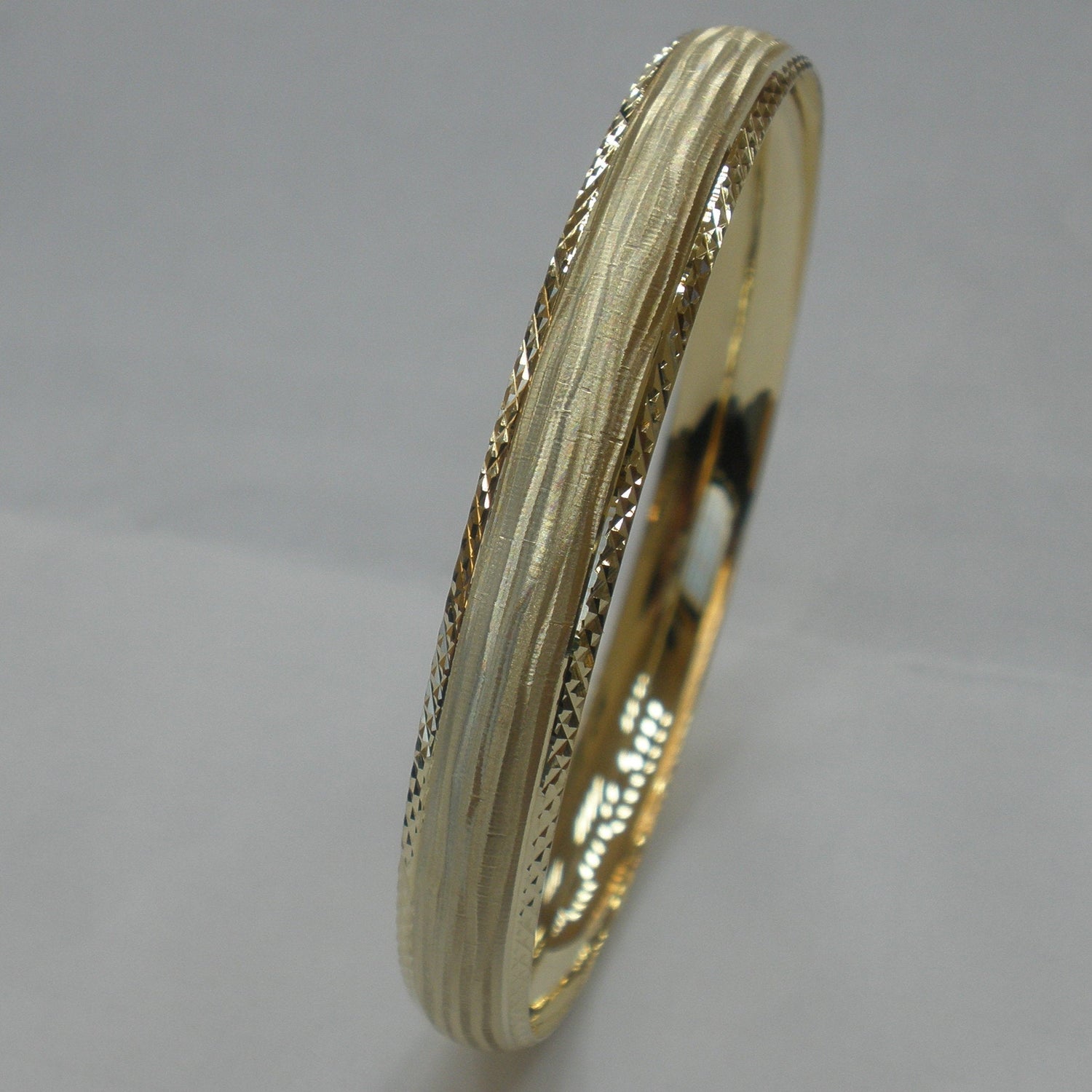 8MM Bangle